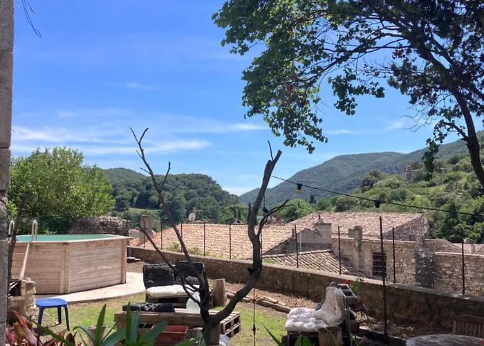 LES JARDINS DE LA CATHÉDRALE chambres d Hôtes gîte de groupe